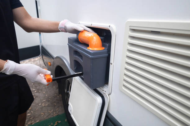 Best Porta potty delivery and setup  in Barnesville, MN